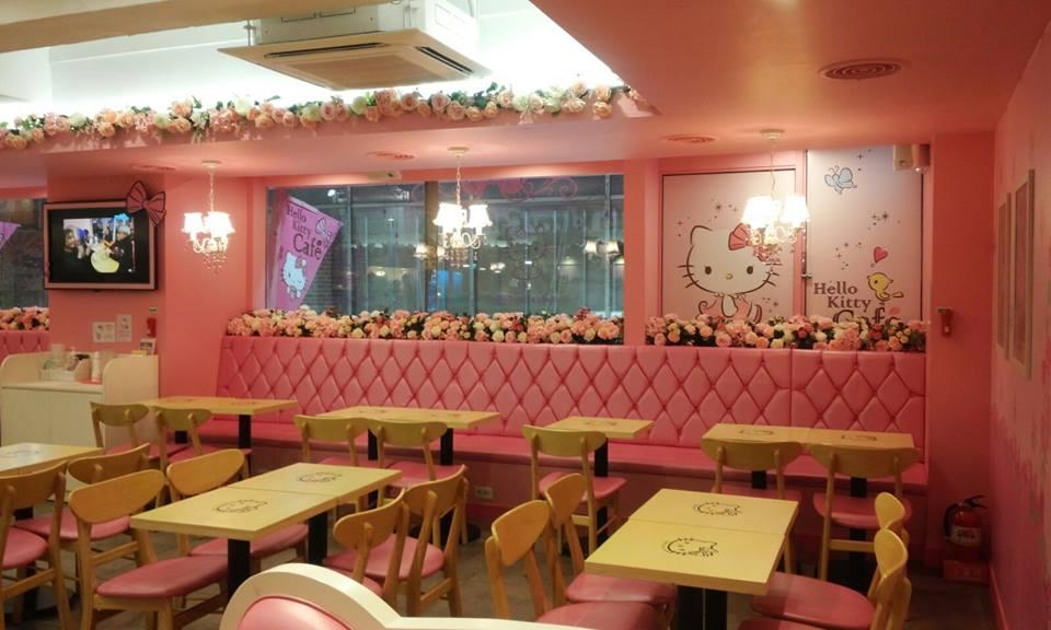 Hello Kitty Cafe Myeongdong Interior 4