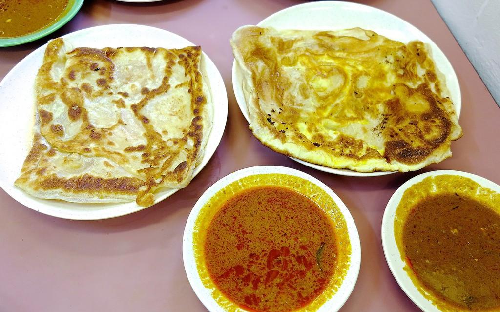 Zam Zam - Plain and Cheese Roti Prata Singapore Halal Indian Food HHWT