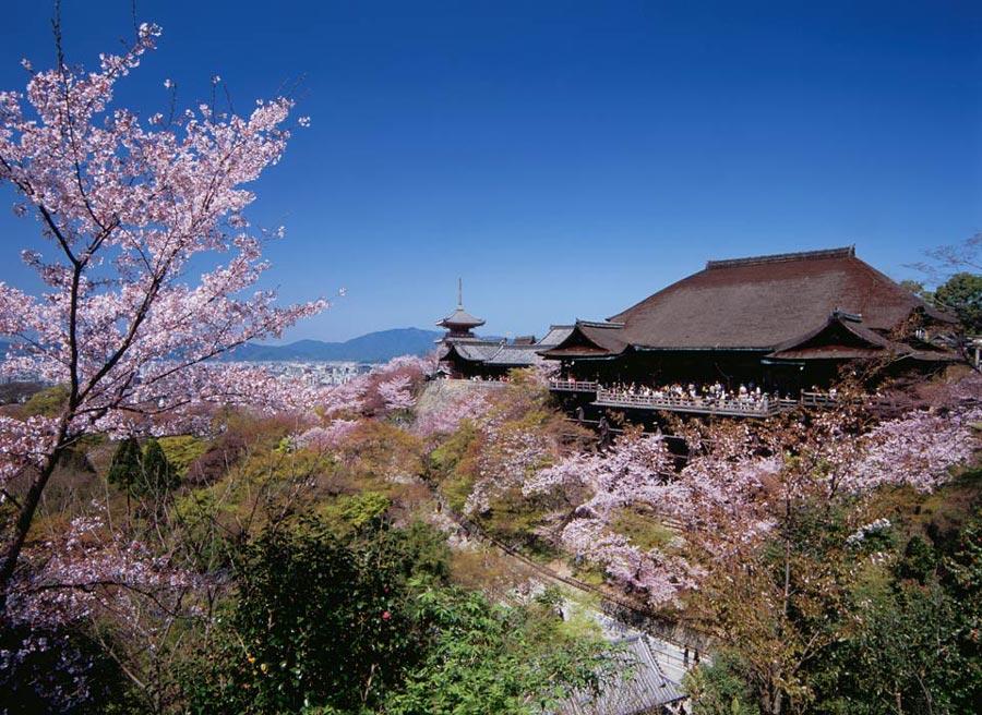 Kiyomizu-dera-Temple-1