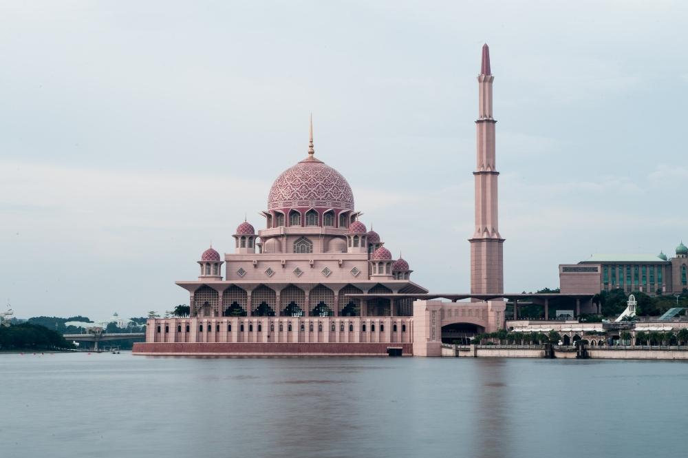Malaysia ranks first on Global Muslim Travel Index 2021